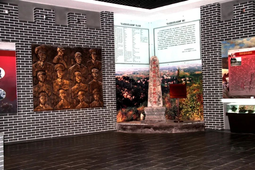 尼山红色教育基地2 - 副本.JPG