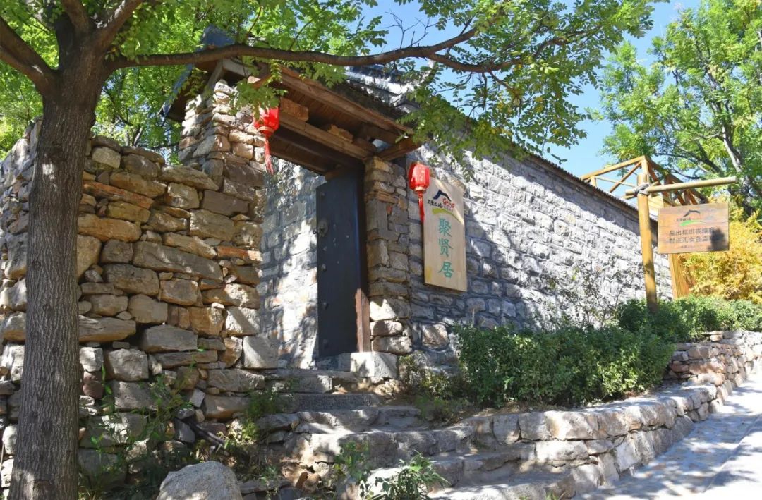 上磨石岭民宿1.JPG